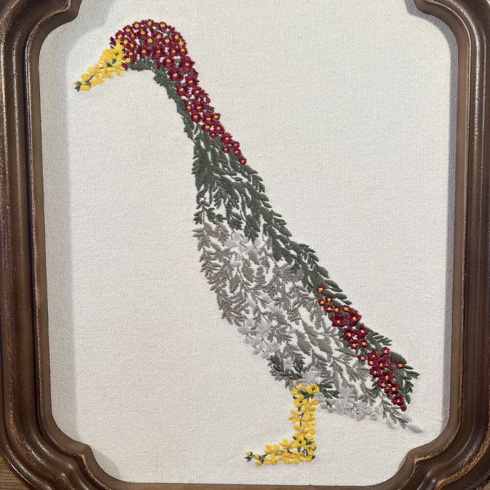 Embroidered Duck In A Beautiful Frame - Picture 2 of 5